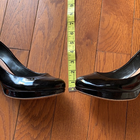 Vince Camuto shiny black heels - size 8 - Picture 12 of 13